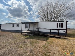 160 Kickapoo Trl, Seguin, TX 78155