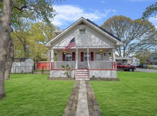 73 Webster Ave, Ronkonkoma, NY 11779