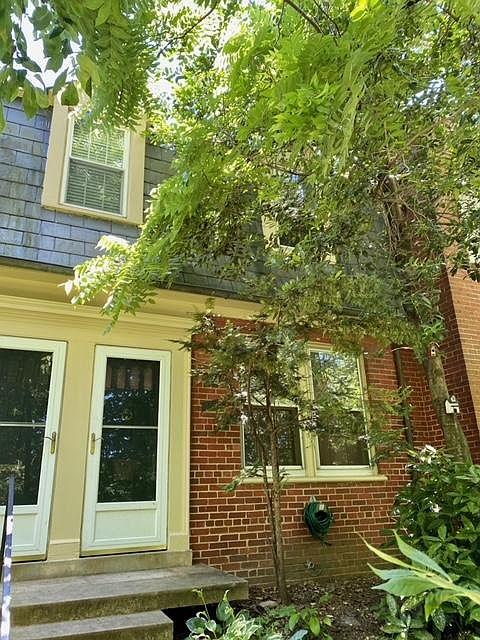 Two bedroom Townhouse facing woods