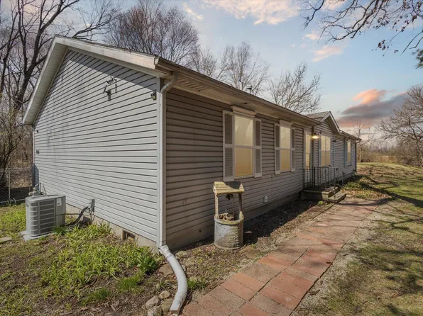 20161 Crosswell St, South Bend, IN 46637