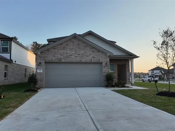 8519 Blueberry Ash St, Magnolia, TX 77384