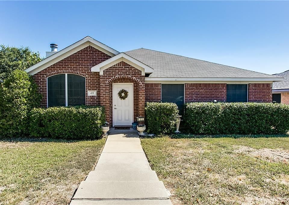 1st image of 411 Fall Cedar Dr