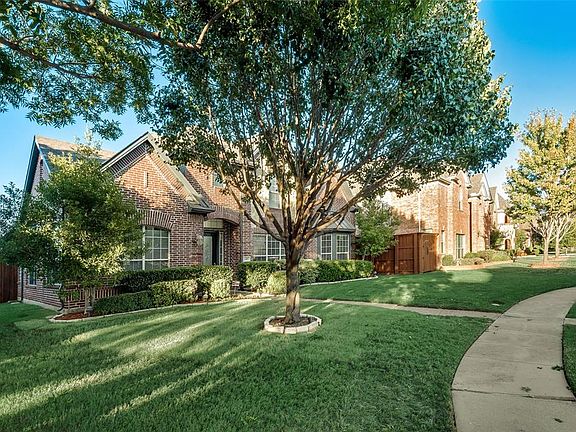 3rd image of 1405 Van Winkle Dr
