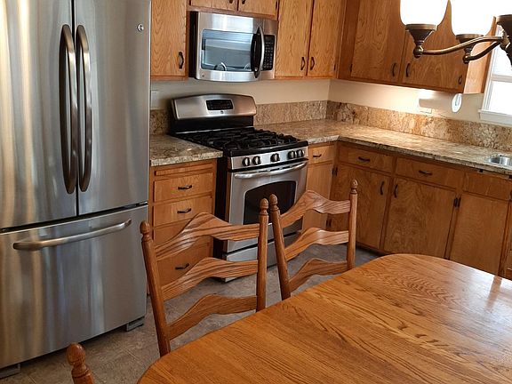 5th image of 3625 Tamarack Ave #A