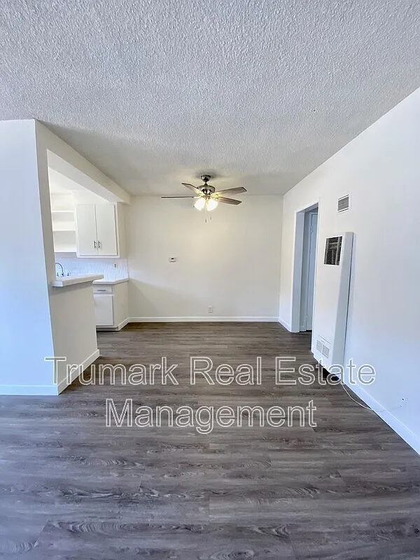 1 bed, 1.0 bath, $1,800 — Photo 2