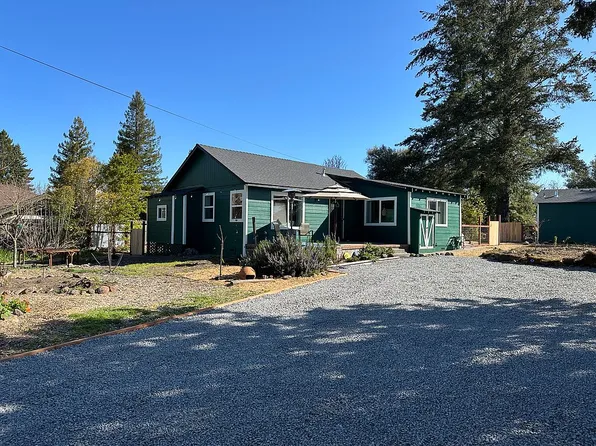 483 Ragle Rd, Sebastopol, CA 95472
