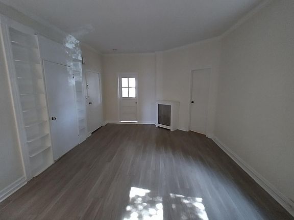 3rd image of 5 Windle Park APT 1
