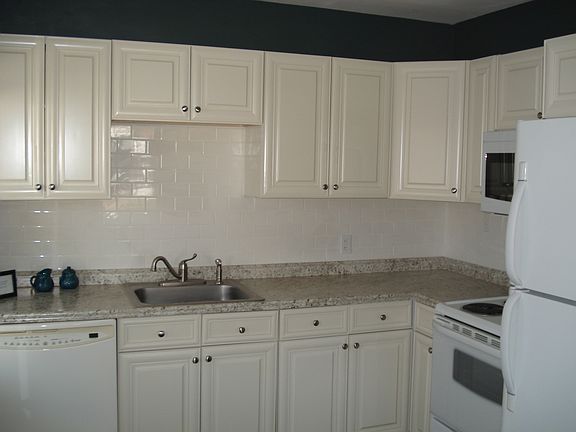 5th image of 2513 Williams St