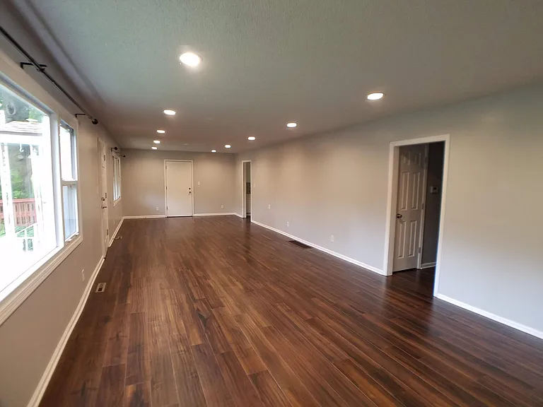 9207 W 50th Ter — Photo 17