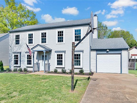 2nd image of 122 Springdale Way