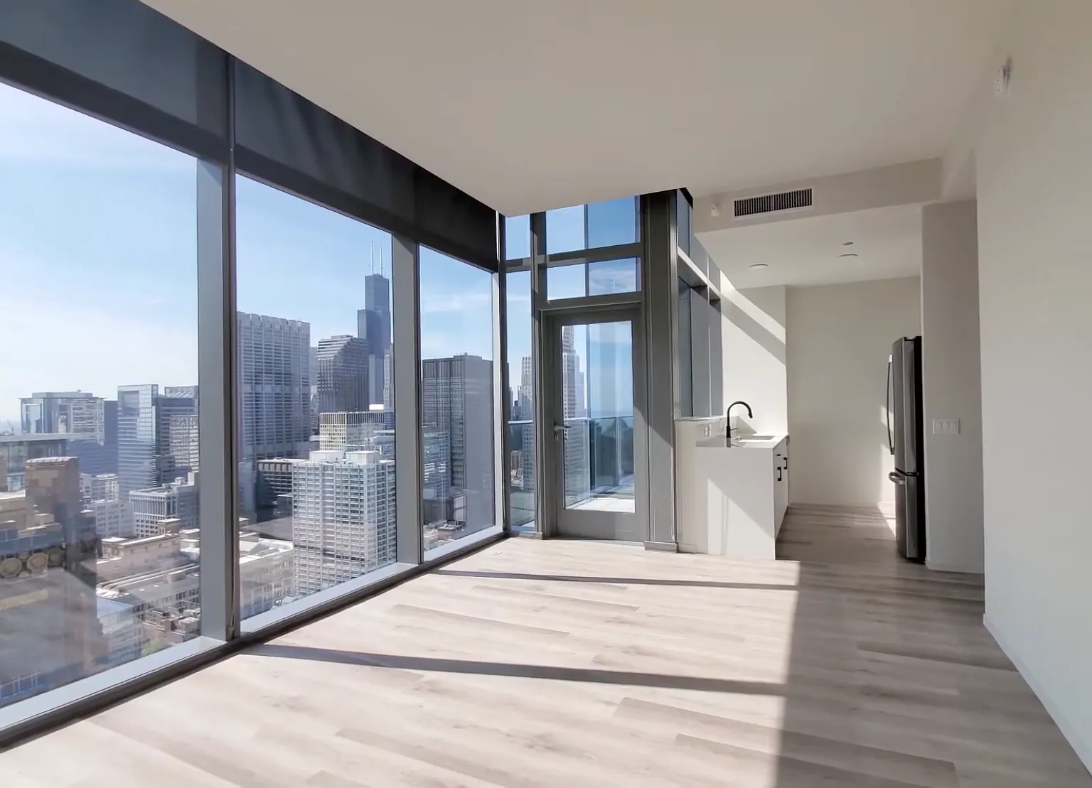 1 bed, 740 sqft, $3,450 — Photo 1