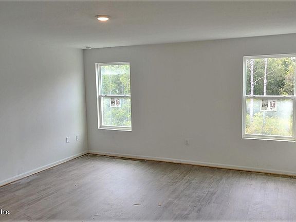 4th image of 2267 SHADY BREEZE Lane
