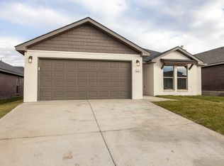 1836 Montaluse Rd, Amarillo, TX 79118