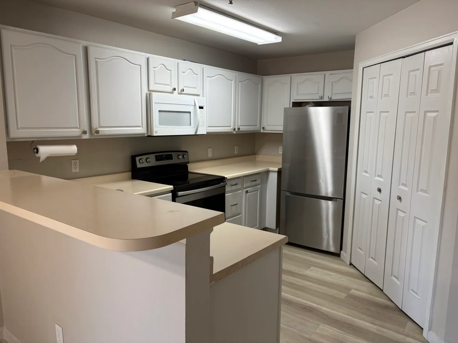 2 bed, 2.0 bath, 1100 sqft, $1,600 — Photo 3