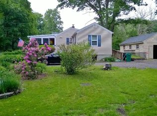 105 William Henry Rd, Scituate, RI 02857