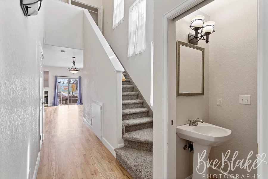 2904 Yates St — Photo 4