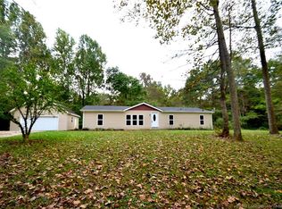 855 Hunters Rd NE, Palmyra, IN 47164