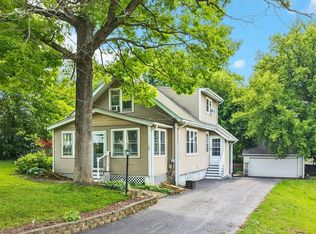 38 Highview Ave, Fox Lake, IL 60020