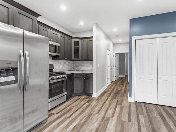 3rd image of 482 Summer Ave #1