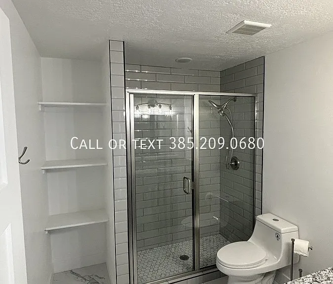 256 N 1200 W — Photo 45