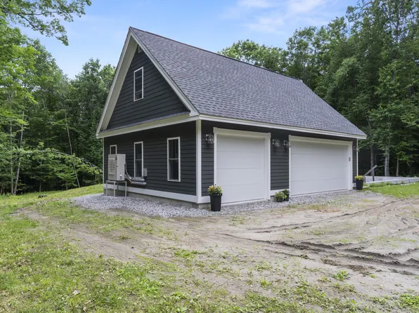 16 Lovejoy Lane, Readfield, ME 04355