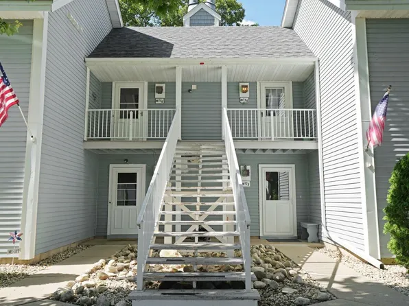300 Foxwood DRIVE #176, Waterford, WI 53185