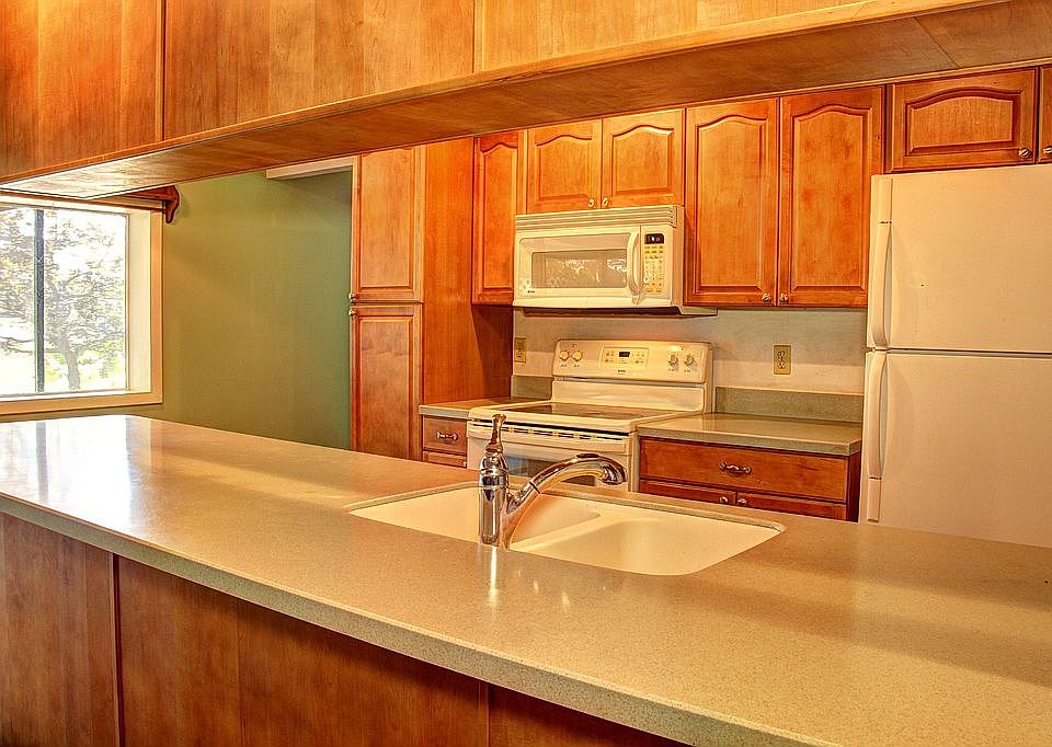 1st image of 8313 Lago Vista Dr