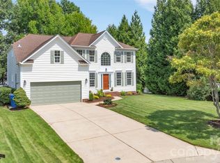 14611 Eastgrove Dr, Pineville, NC 28134