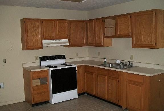 2nd image of 326 Clearwater Way #328