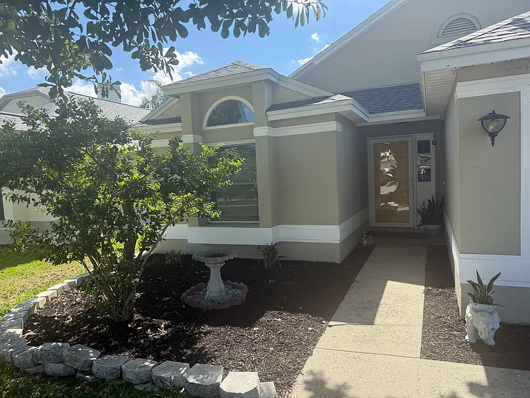 1516 Portsmouth Lake Dr — Photo 2