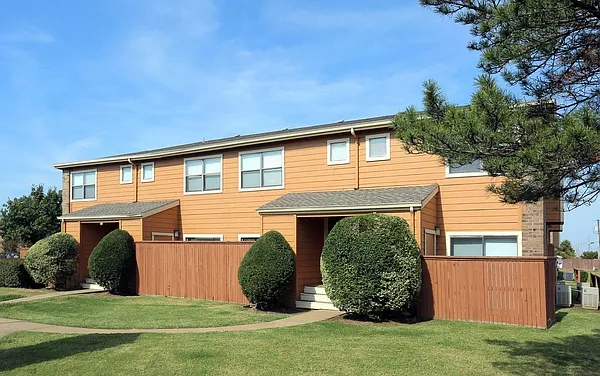 Somerset Park At Union Apartments — Photo 11