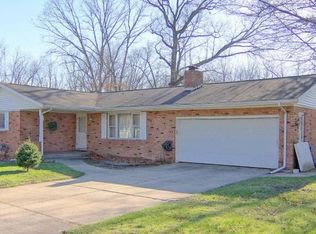70932 N Driftwood Dr, Edwardsburg, MI 49112