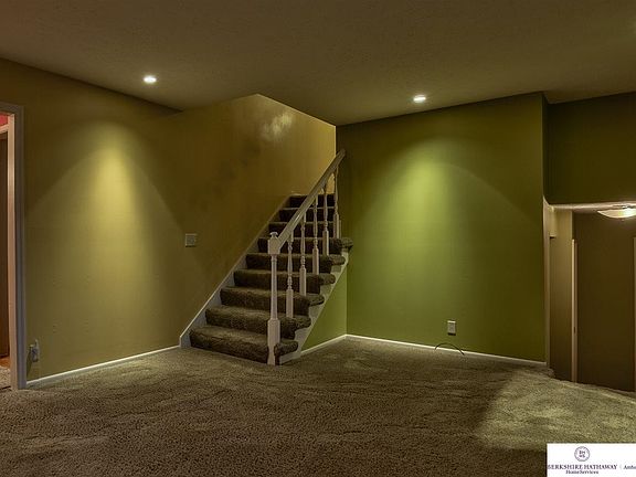 5th image of 13901 Pierce St