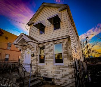 563 S 17Th St, Newark, NJ, 07103