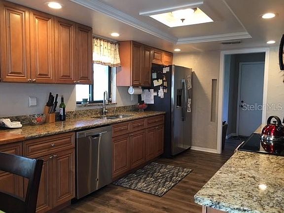 4th image of 2513 Locksley St #2