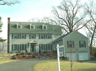 97 Webb Rd, Fairfield, CT 06432