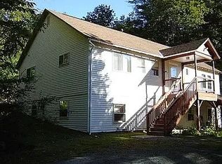 18 Fuller Rd #2, Enfield, NH 03748