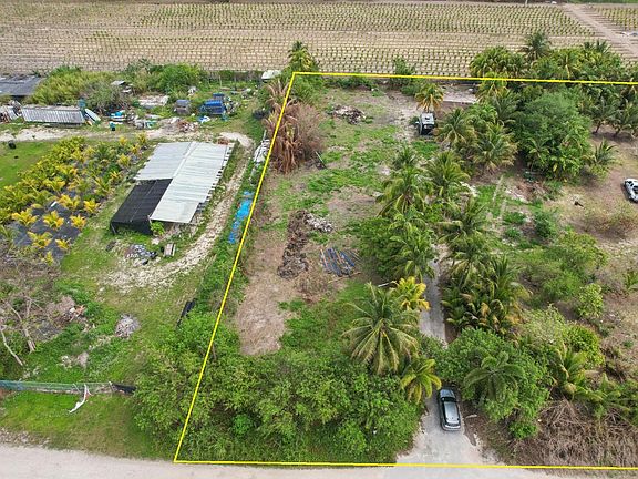 4th image of 15555 SW 205th Avenue