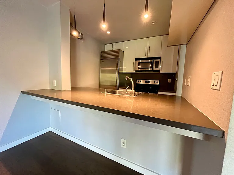 141 S Clark Dr #306 — Photo 4