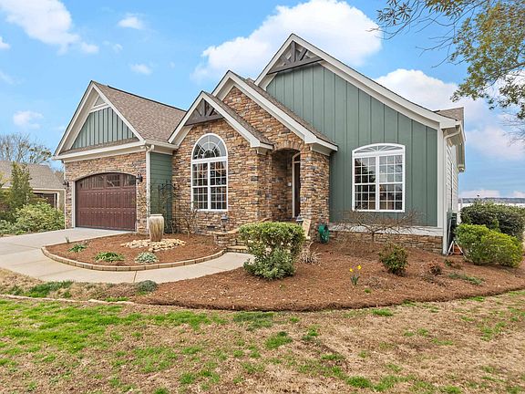 2nd image of 1551 Oconee Heights Dr