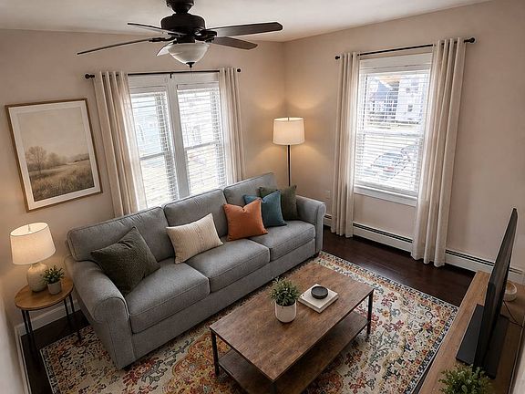 3rd image of 10 Fuller Ave #2F