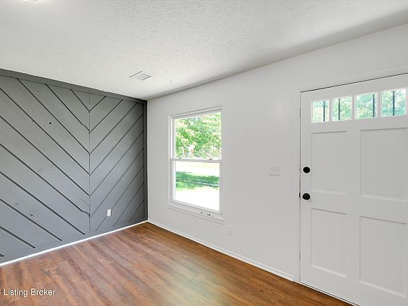 4th image of 6016 Crockett Dr