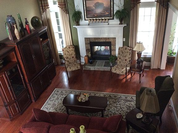 5th image of 8922 Radford Ct