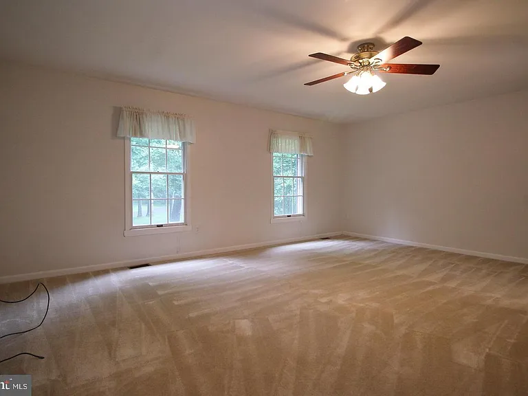 6065 Innisvale Dr — Photo 15