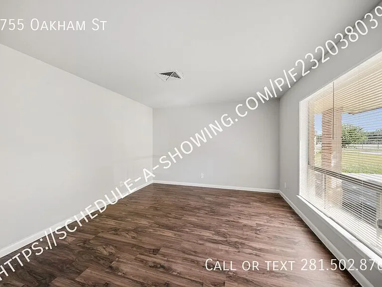 5755 Oakham St — Photo 2