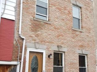 2520 Webb St, Philadelphia, PA 19125