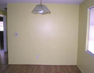 4th image of 2070 Druid Park Dr N