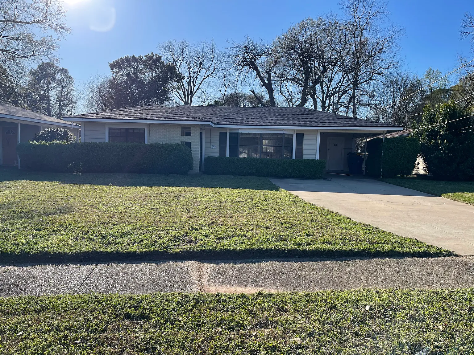 4722 Akard Ave — Photo 1