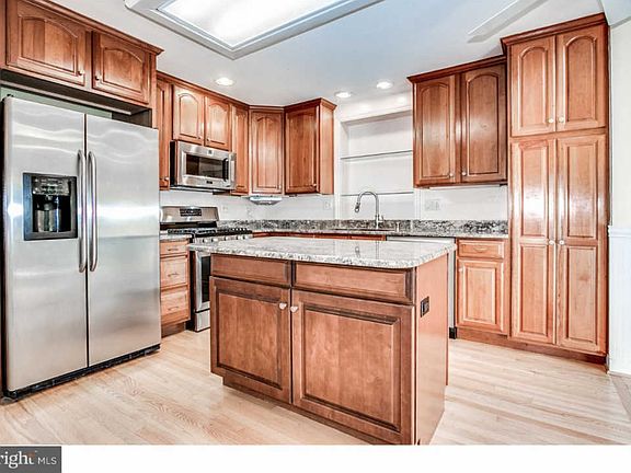 2nd image of 3216 Cardiff Dr