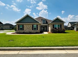 600 Broderick Cir, Warner Robins, GA 31088